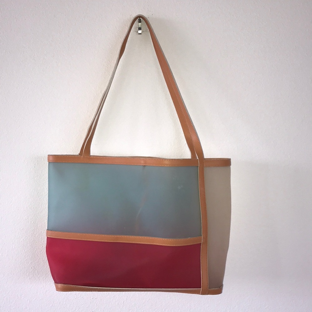 Maxx New York Jelly/Plastic Beach Bag